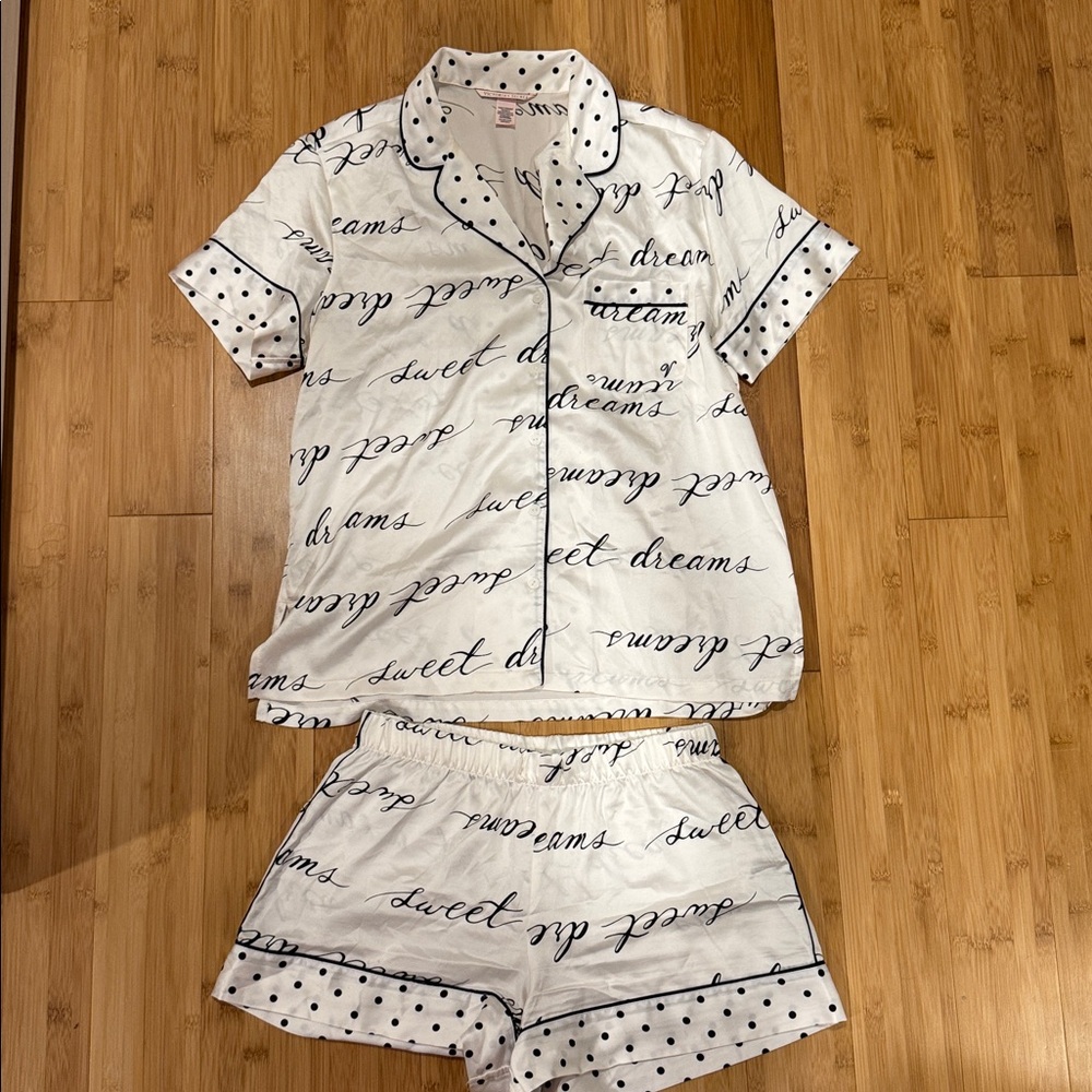 Victoria's Secret pajama set
